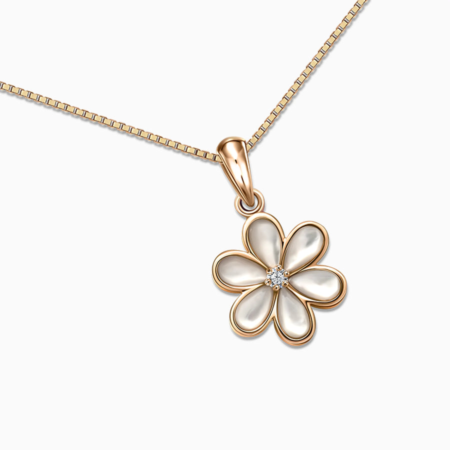 Daisy Pendant